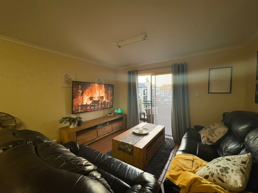 To Let 1 Bedroom Property for Rent in Vredekloof Heights Western Cape